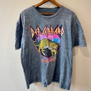 Def Leopard Graphic T Shirt